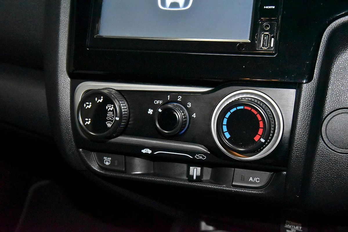 2017 Honda Jazz VTi GF