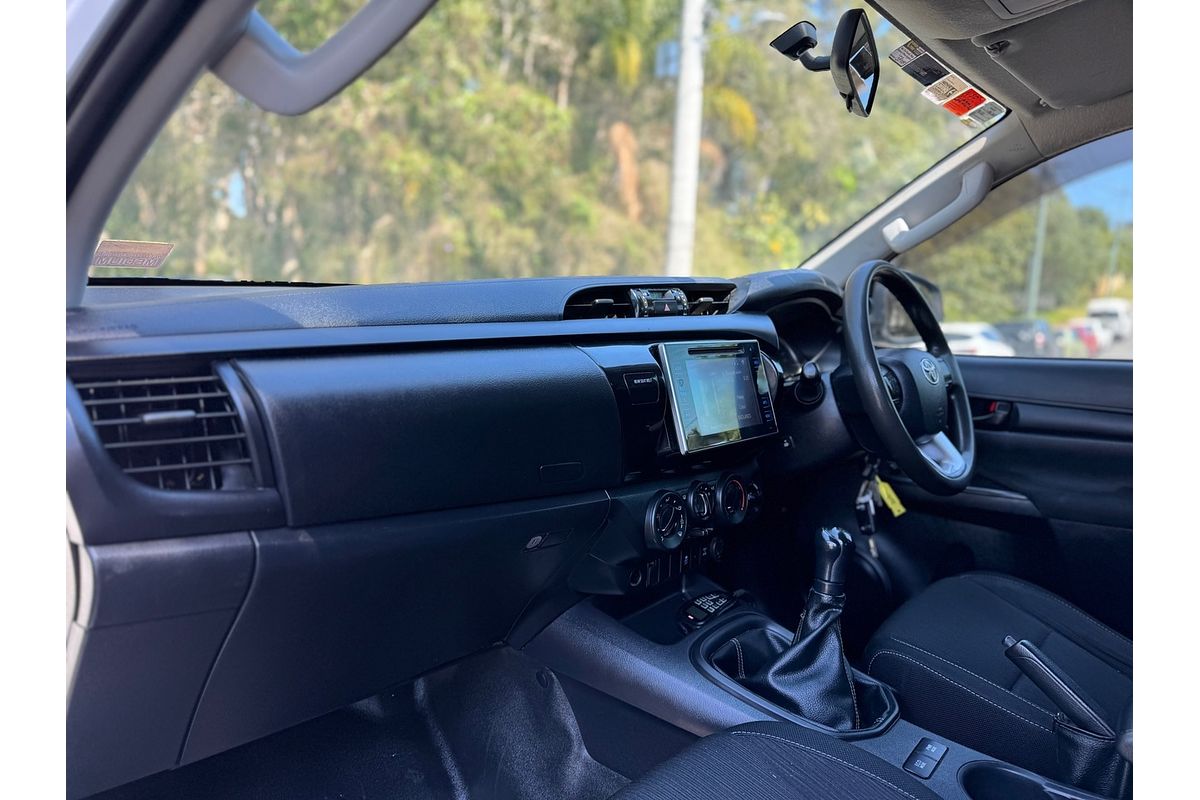2019 Toyota Hilux SR GUN126R 4X4