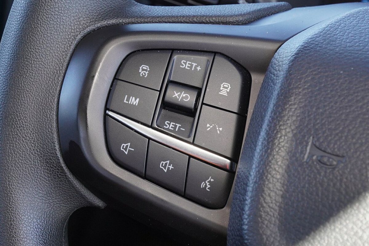 2025 Ford Ranger XLS 4X4 2.0L