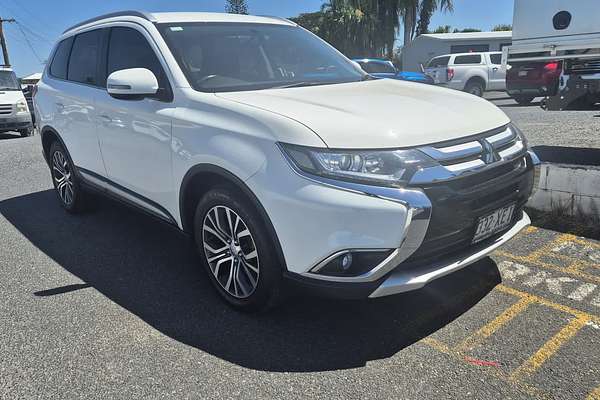 2017 Mitsubishi Outlander LS Safety Pack ZK