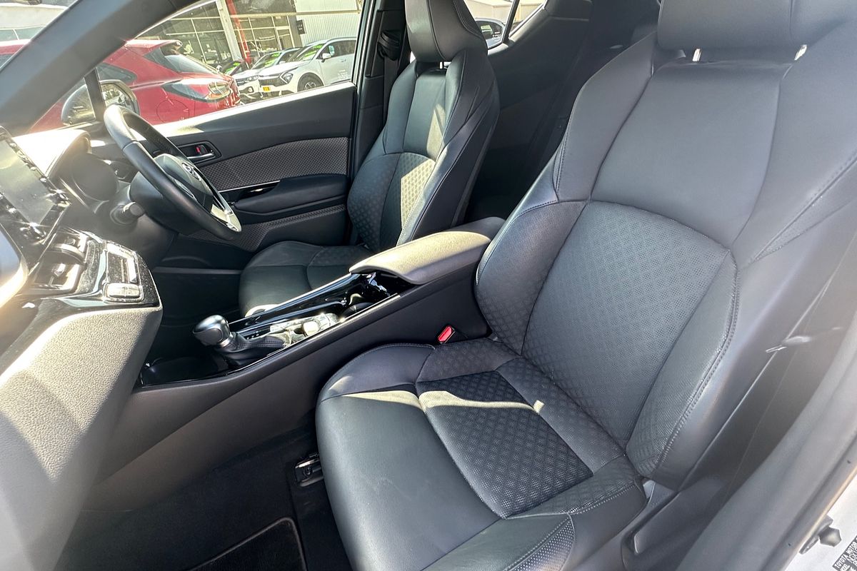 2022 Toyota C-HR Koba NGX10R