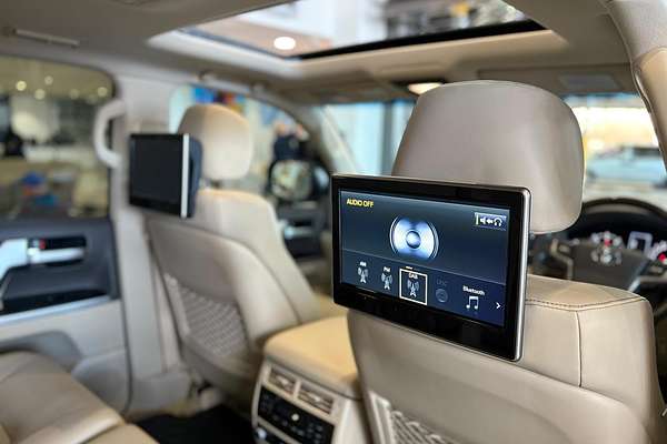 2020 Toyota Landcruiser Sahara VDJ200R