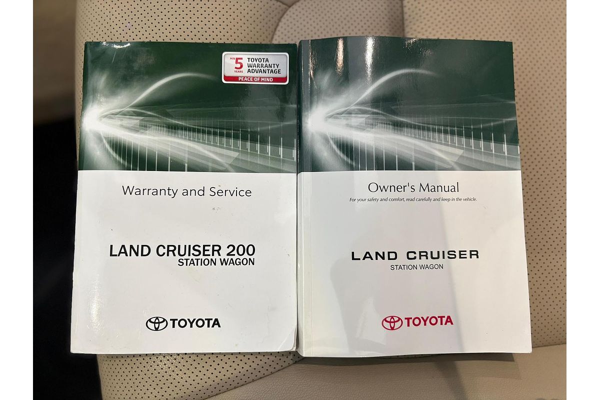 2020 Toyota Landcruiser Sahara VDJ200R