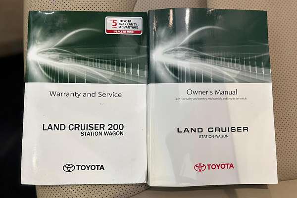 2020 Toyota Landcruiser Sahara VDJ200R