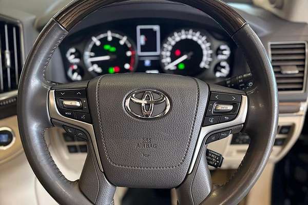 2020 Toyota Landcruiser Sahara VDJ200R