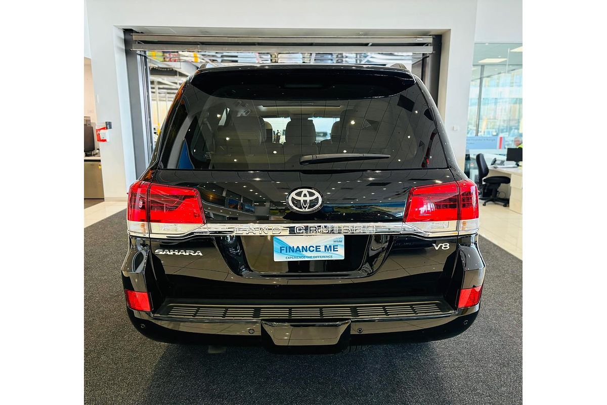 2020 Toyota Landcruiser Sahara VDJ200R