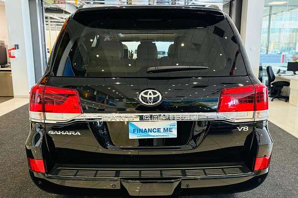 2020 Toyota Landcruiser Sahara VDJ200R