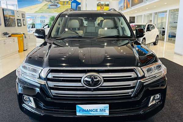 2020 Toyota Landcruiser Sahara VDJ200R