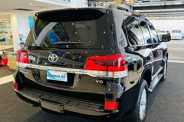 2020 Toyota Landcruiser Sahara VDJ200R