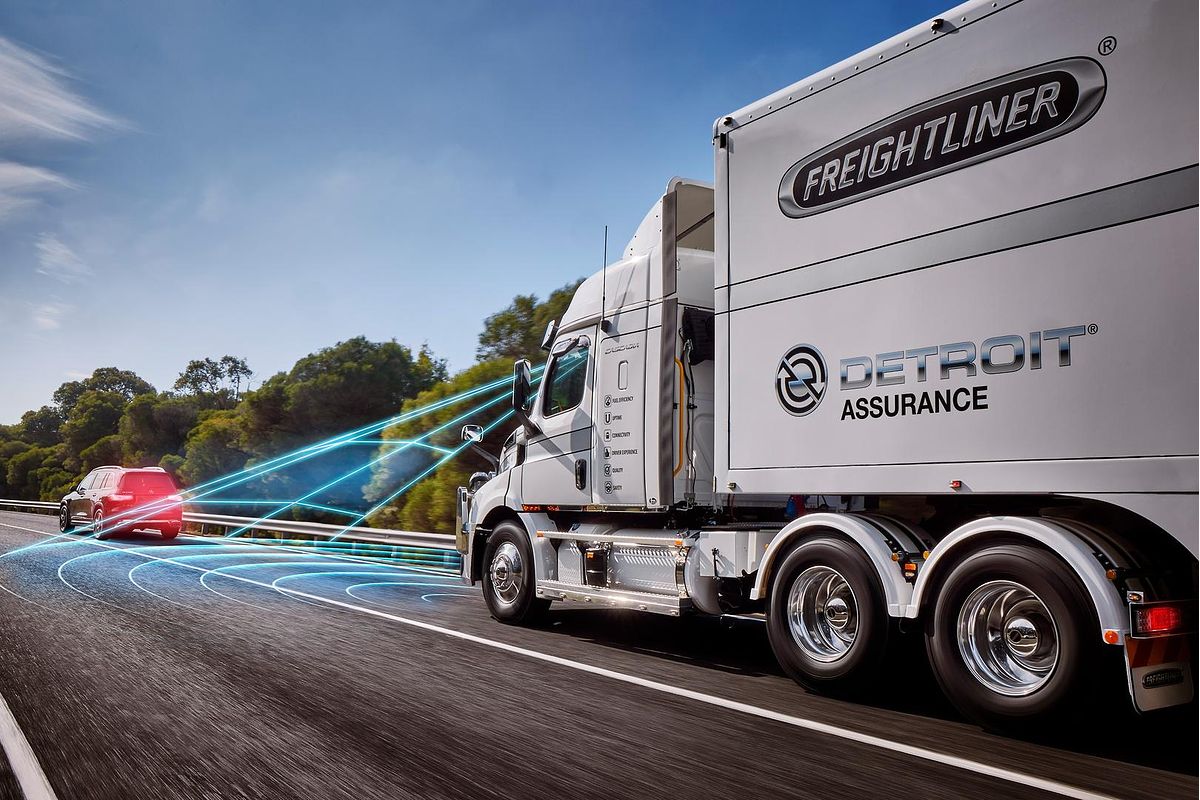 2023 Freightliner Cascadia 126