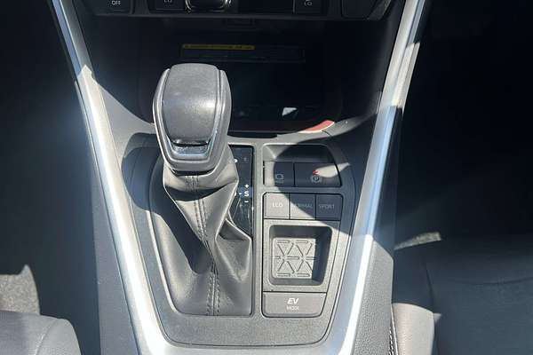 2020 Toyota RAV4 Cruiser AXAH52R