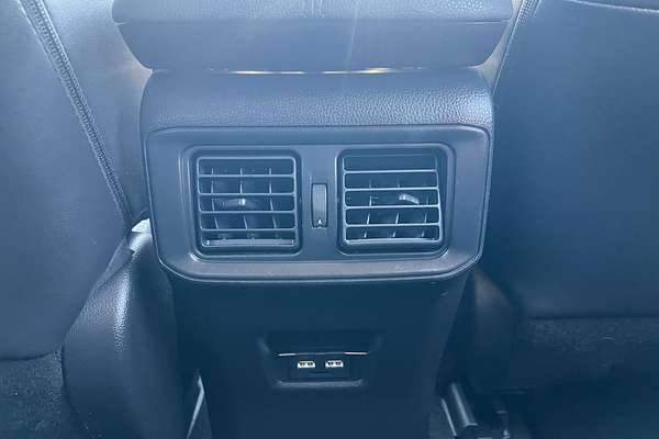 2020 Toyota RAV4 Cruiser AXAH52R