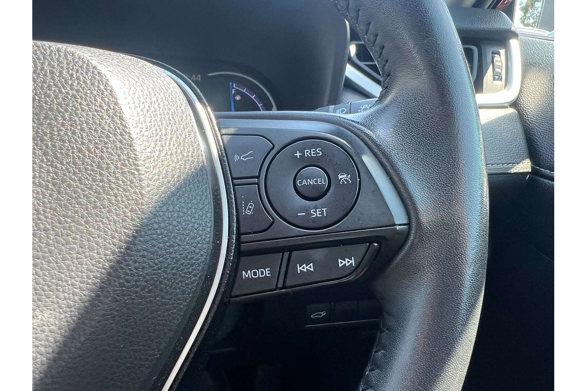 2020 Toyota RAV4 Cruiser AXAH52R