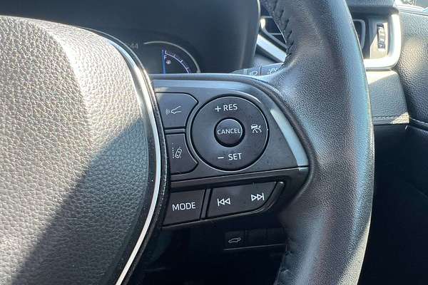 2020 Toyota RAV4 Cruiser AXAH52R