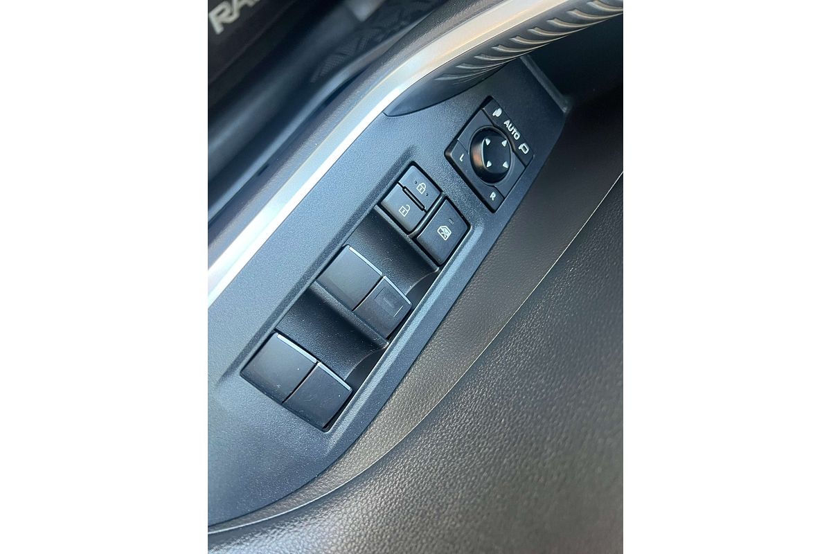 2020 Toyota RAV4 Cruiser AXAH52R