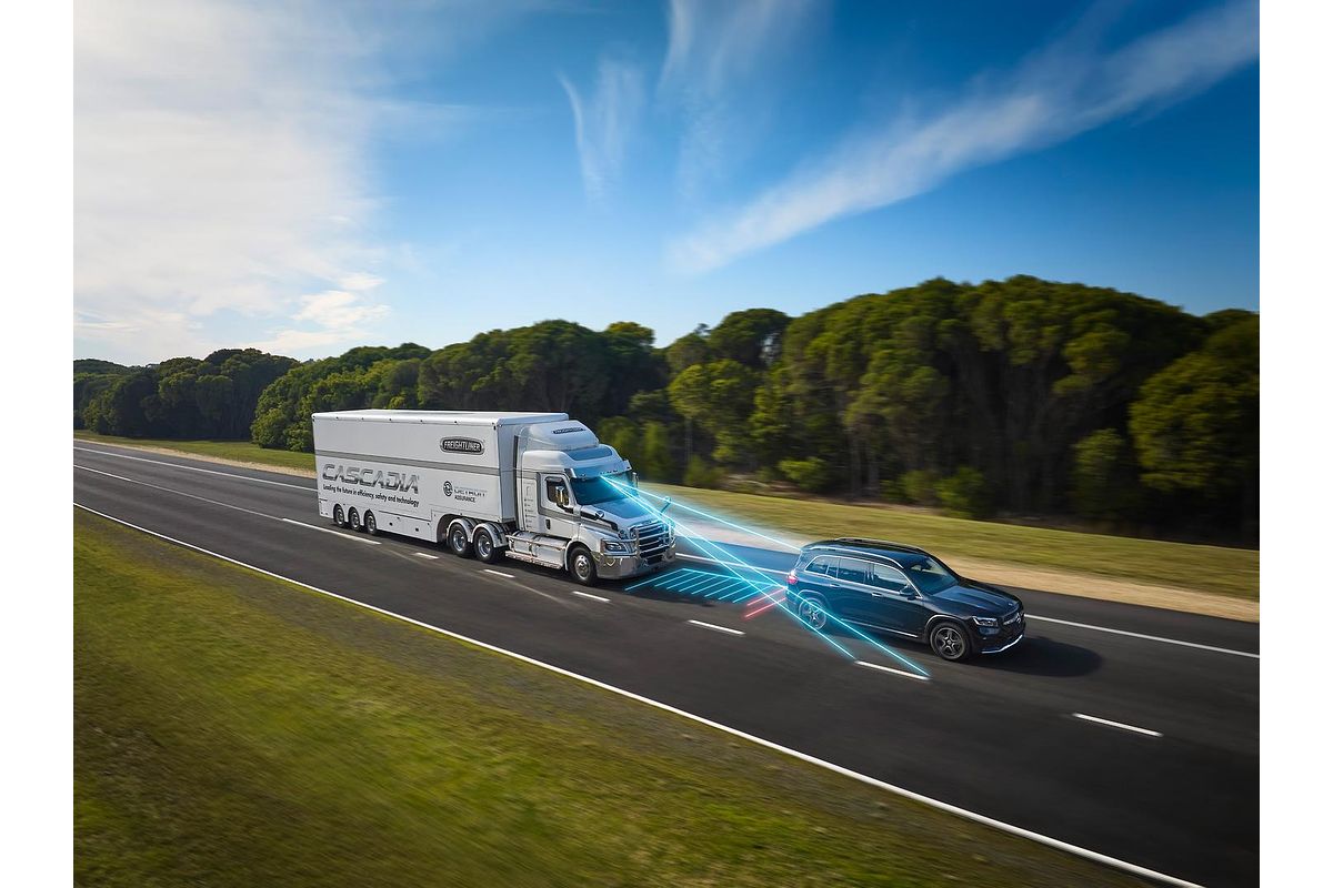 2023 Freightliner Cascadia 126