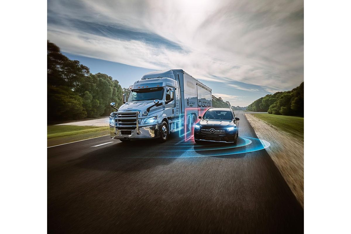 2023 Freightliner Cascadia 126