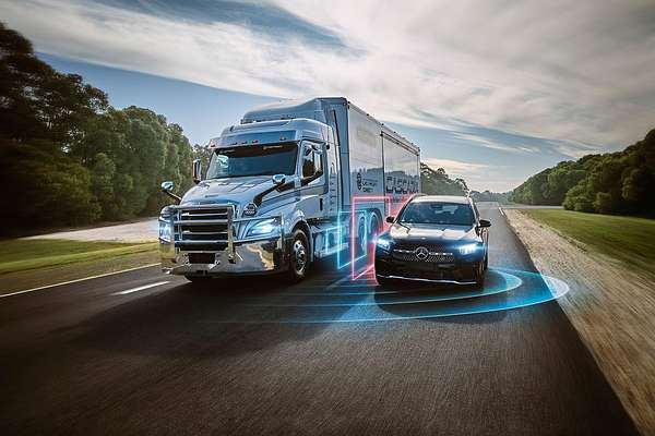 2023 Freightliner Cascadia 126