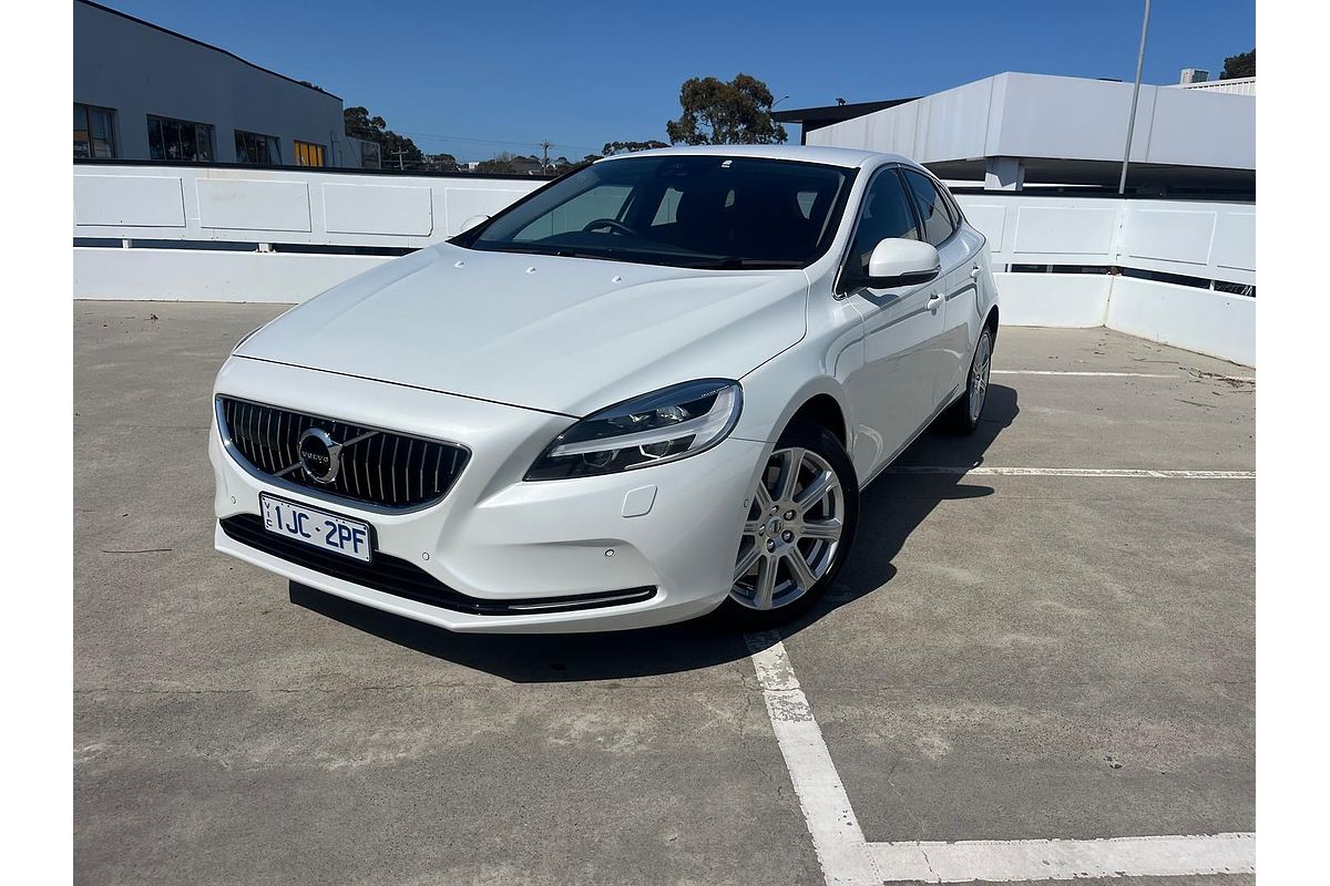 2017 Volvo V40 D4 Inscription