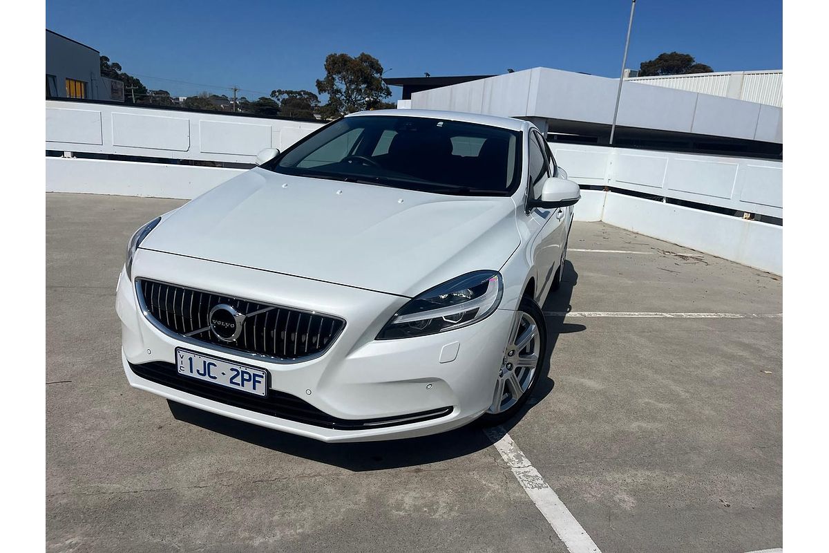 2017 Volvo V40 D4 Inscription