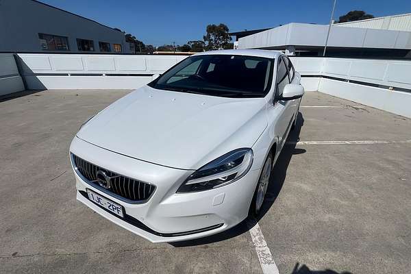 2017 Volvo V40 D4 Inscription