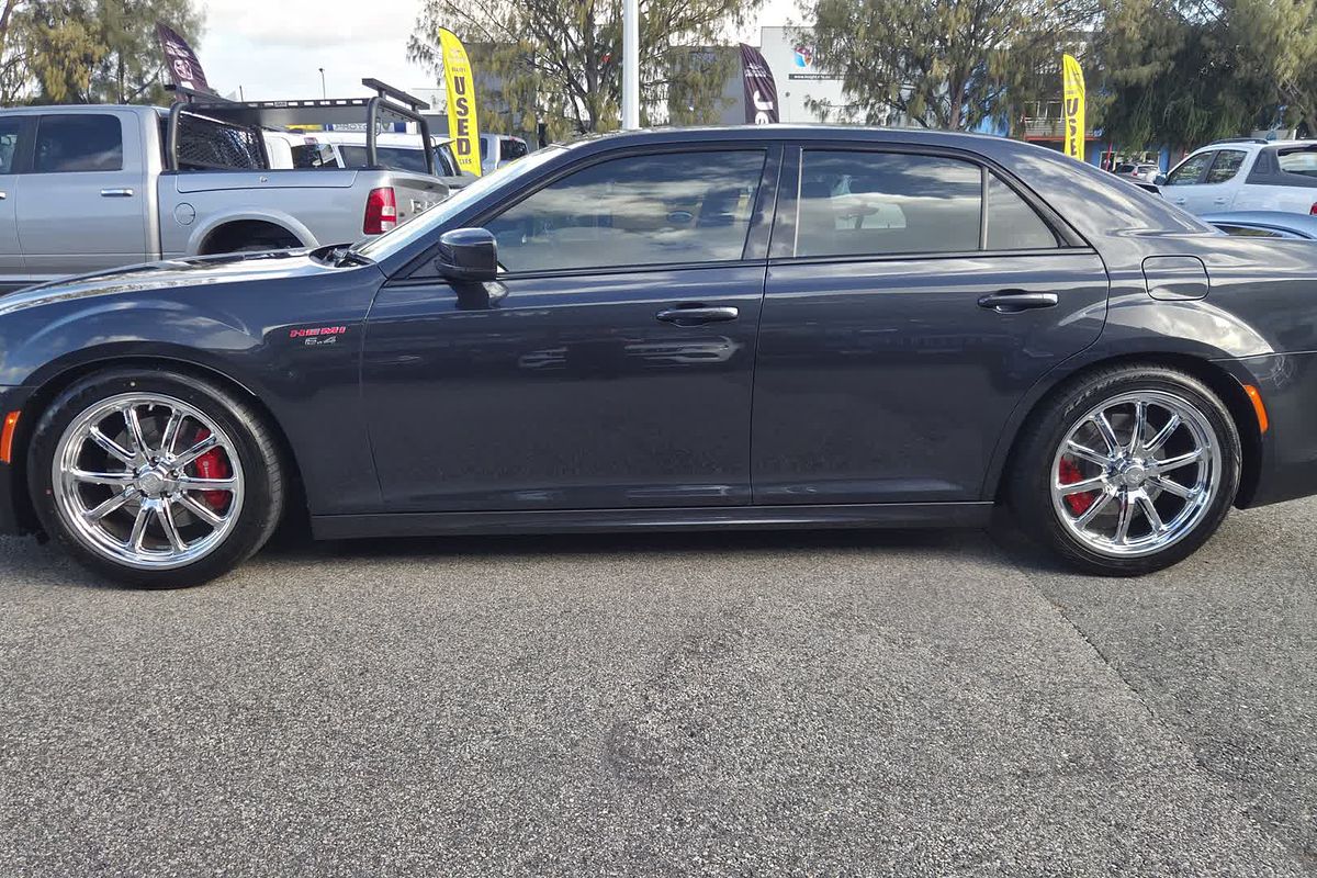 2020 Chrysler 300 SRT LX