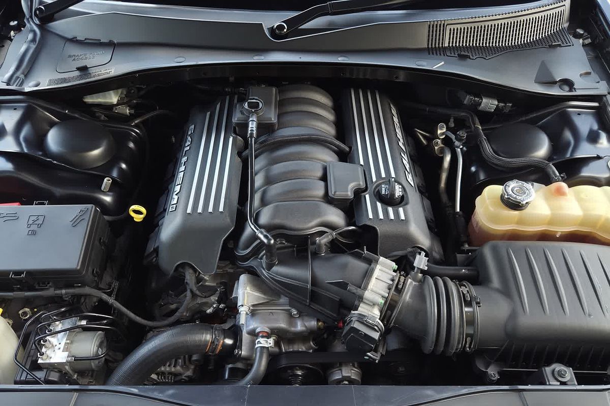 2020 Chrysler 300 SRT LX