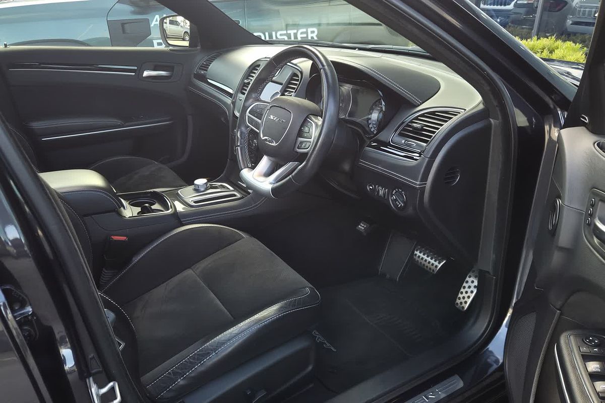 2020 Chrysler 300 SRT LX