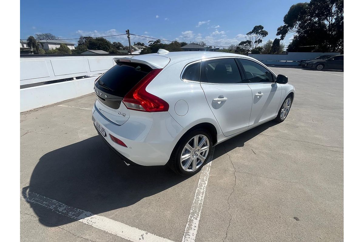 2017 Volvo V40 D4 Inscription