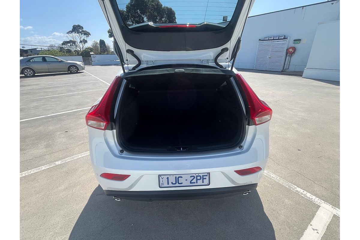 2017 Volvo V40 D4 Inscription