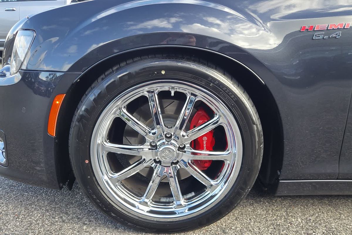 2020 Chrysler 300 SRT LX