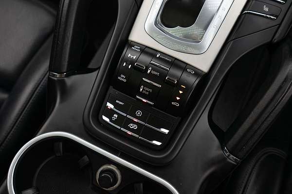 2015 Porsche Cayenne GTS 92A