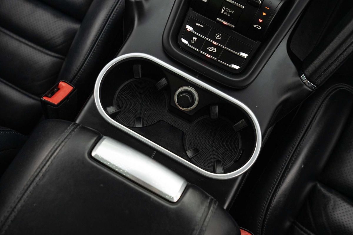 2015 Porsche Cayenne GTS 92A