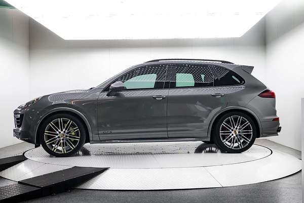 2015 Porsche Cayenne GTS 92A
