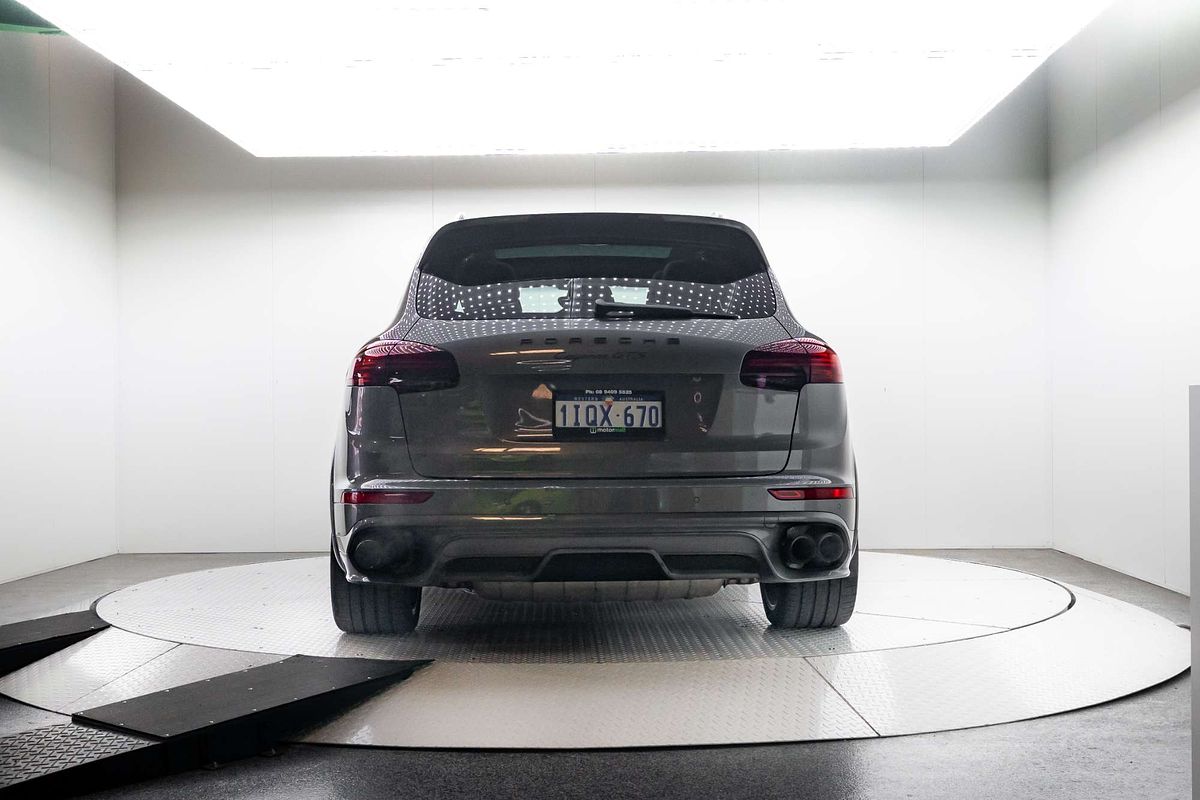 2015 Porsche Cayenne GTS 92A