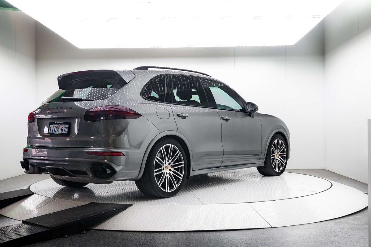 2015 Porsche Cayenne GTS 92A