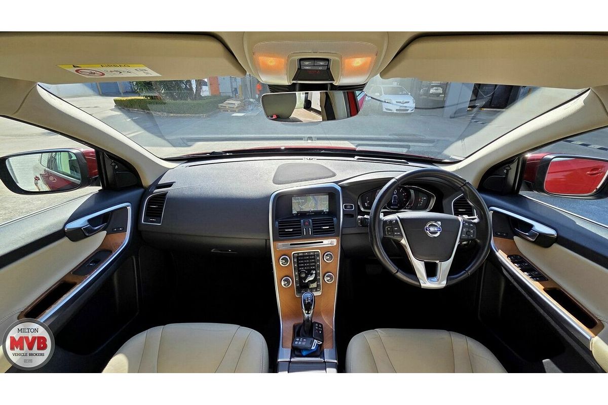 2016 Volvo XC60 T5 Luxury