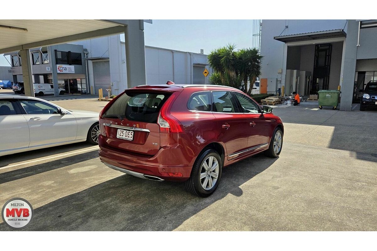 2016 Volvo XC60 T5 Luxury