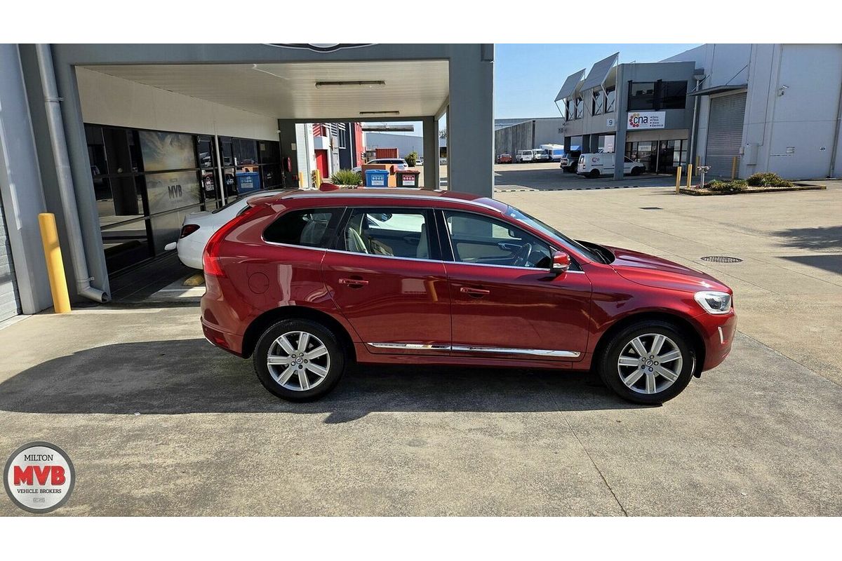 2016 Volvo XC60 T5 Luxury