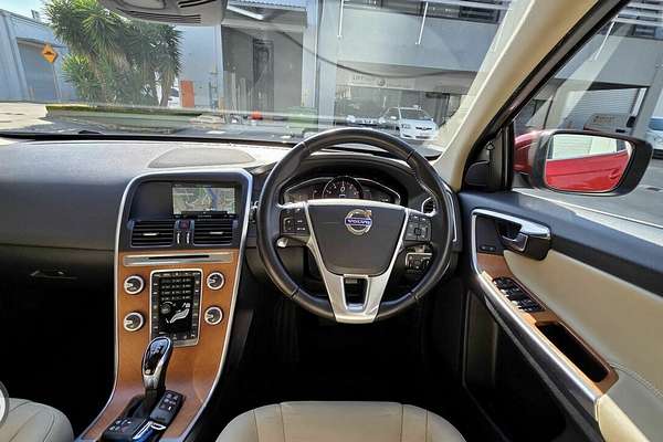 2016 Volvo XC60 T5 Luxury