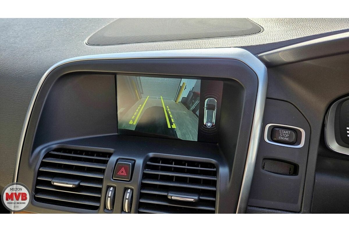 2016 Volvo XC60 T5 Luxury