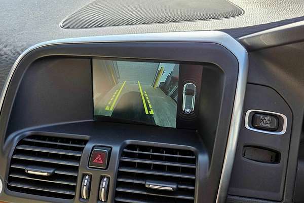 2016 Volvo XC60 T5 Luxury