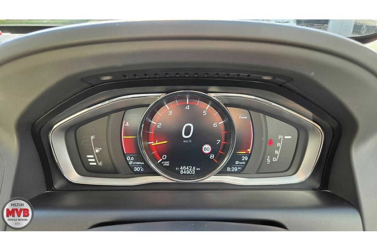 2016 Volvo XC60 T5 Luxury