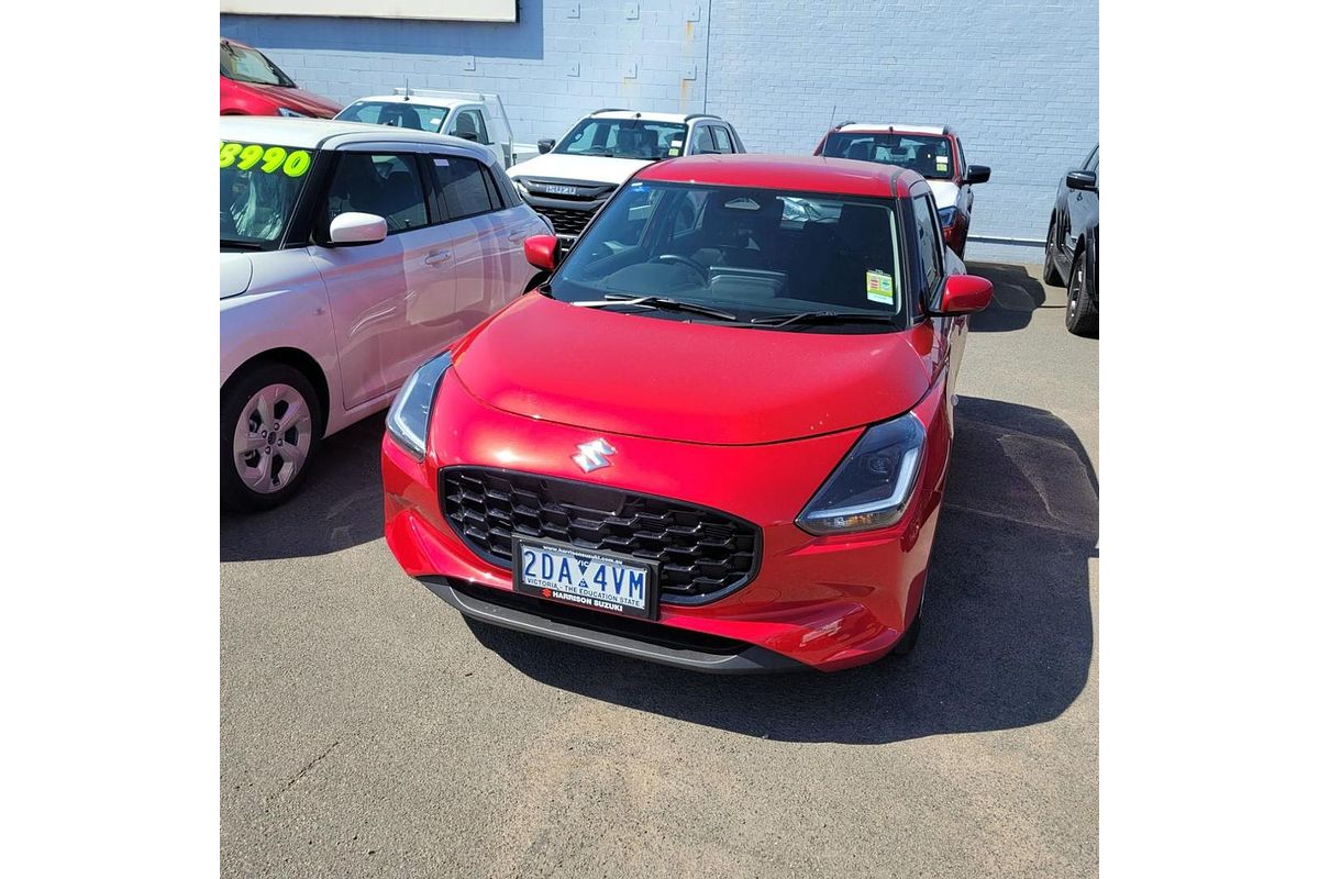 2025 Suzuki Swift Hybrid UZ