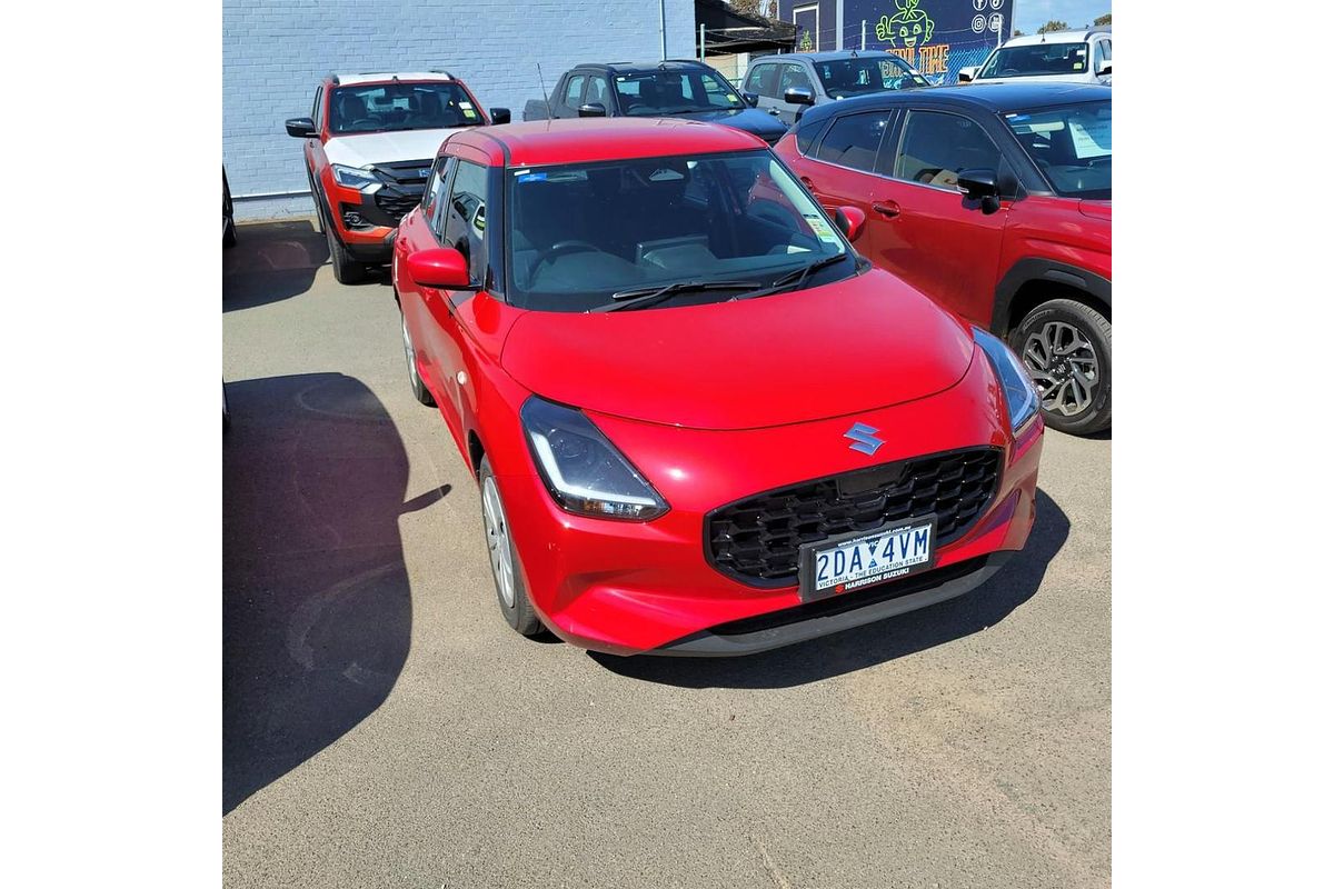 2025 Suzuki Swift Hybrid UZ