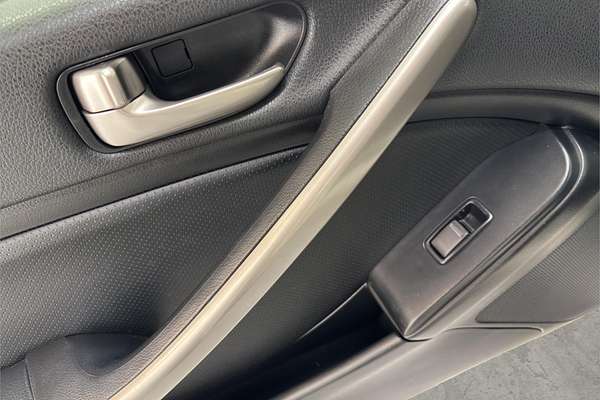 2004 Nissan Stagea Axis 350S M35