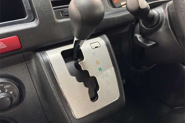 2014 Toyota Hiace DX
