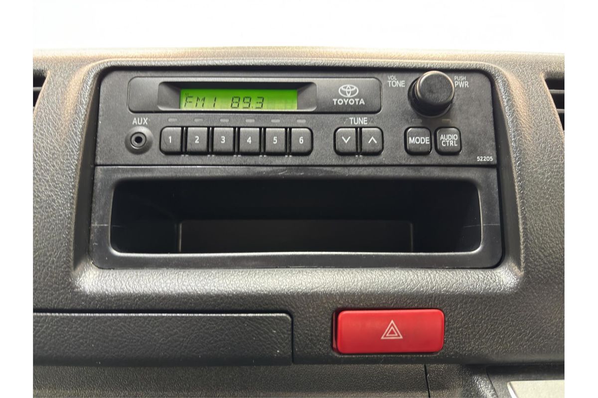 2014 Toyota Hiace DX