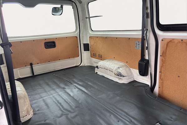 2014 Toyota Hiace DX
