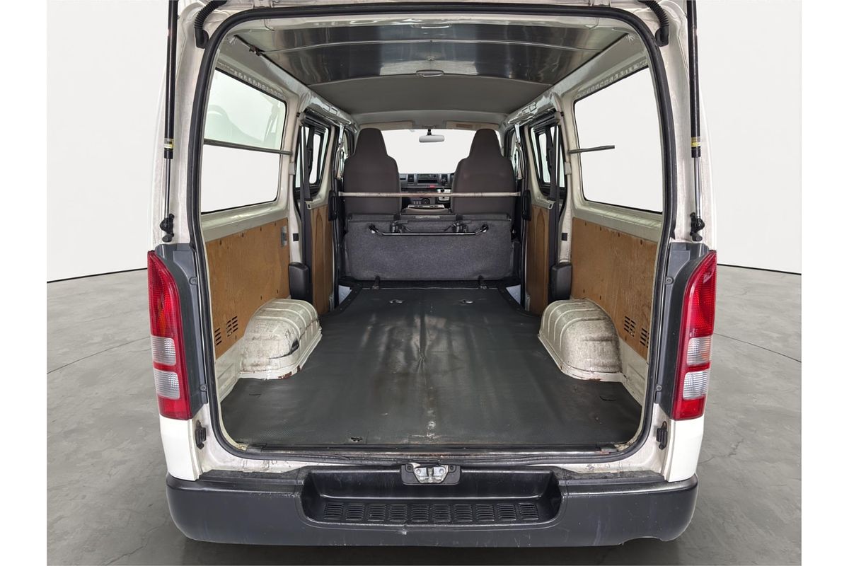 2014 Toyota Hiace DX